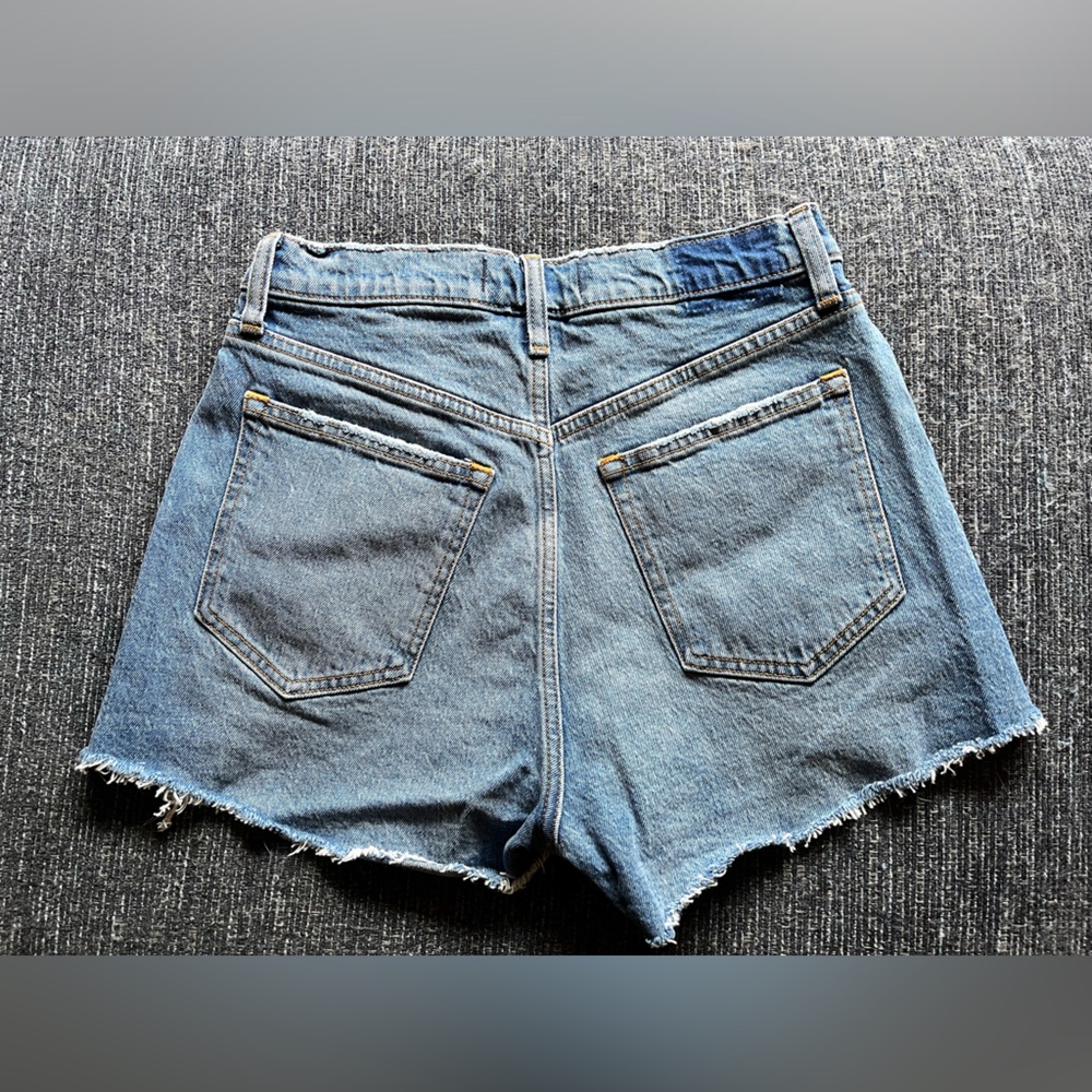 Abercrombie & Fitch High-Rise Mom Short, size 4 - Picture 2 of 2
